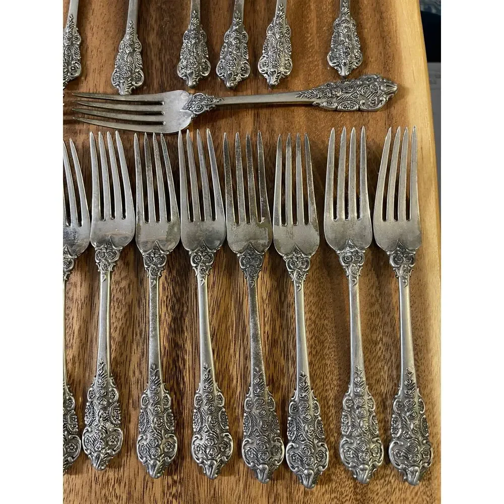 Vintage FB Rogers & Sons French Rose 70 Pc Flatware Set Stainless Steel